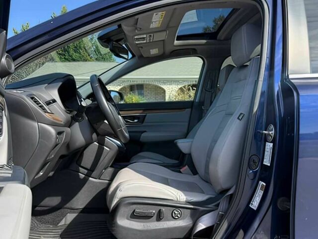 Синий Хонда СРВ, объемом двигателя 1.5 л и пробегом 33 тыс. км за 10000 $, фото 6 на Automoto.ua