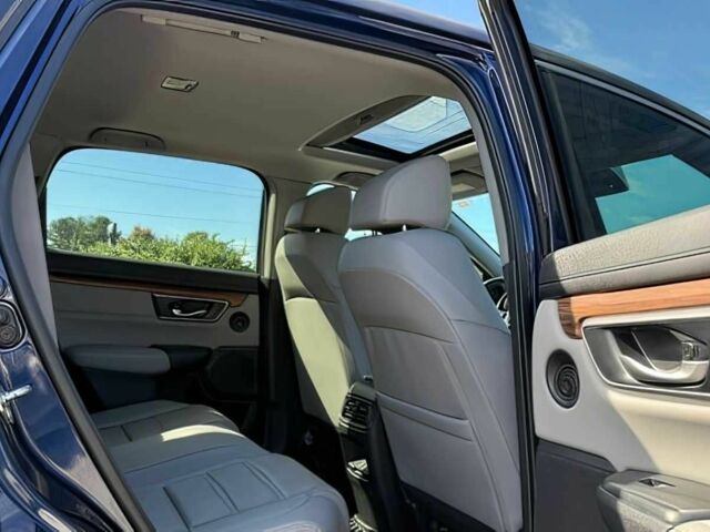 Синий Хонда СРВ, объемом двигателя 1.5 л и пробегом 33 тыс. км за 10000 $, фото 11 на Automoto.ua