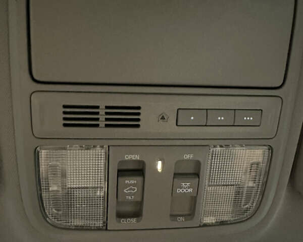 Синий Хонда СРВ, объемом двигателя 1.99 л и пробегом 50 тыс. км за 33000 $, фото 18 на Automoto.ua