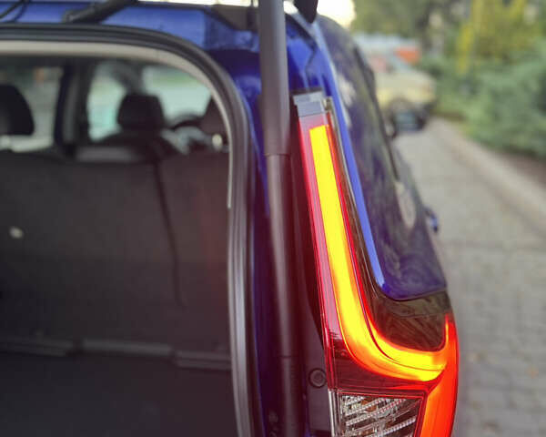 Синий Хонда СРВ, объемом двигателя 1.5 л и пробегом 16 тыс. км за 35500 $, фото 32 на Automoto.ua