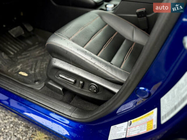 Хонда СРВ 2023 в Тернополе на Automoto.ua Синий Хонда СРВ, объемом двигателя 1.99 л и пробегом 18 тыс. км за 33999 $, фото 42 на Automoto.ua