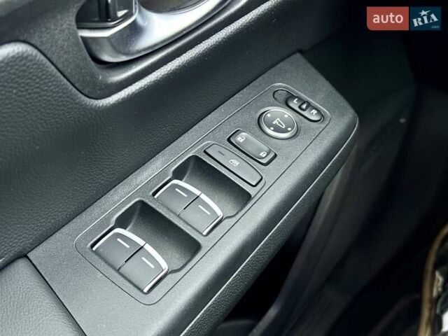 Синій Хонда СРВ, об'ємом двигуна 1.99 л та пробігом 33 тис. км за 36000 $, фото 23 на Automoto.ua