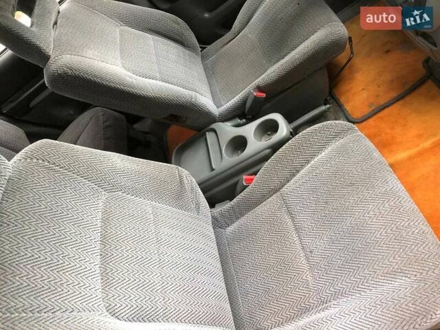 Зелений Хонда СРВ, об'ємом двигуна 2 л та пробігом 220 тис. км за 3850 $, фото 28 на Automoto.ua