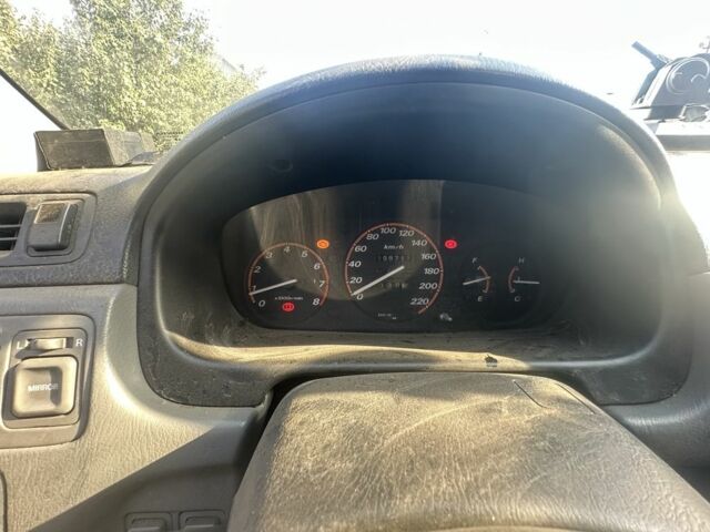 Зеленый Хонда СРВ, объемом двигателя 2 л и пробегом 399 тыс. км за 2000 $, фото 8 на Automoto.ua