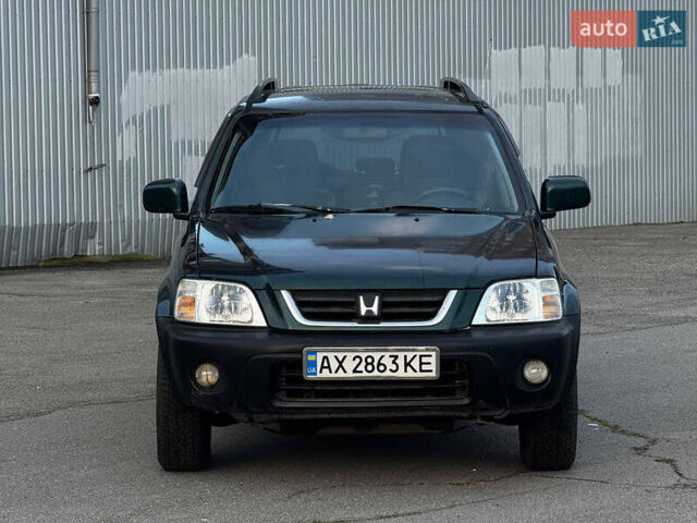 Зелений Хонда СРВ, об'ємом двигуна 2 л та пробігом 368 тис. км за 4000 $, фото 1 на Automoto.ua