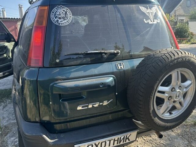 Зеленый Хонда СРВ, объемом двигателя 2 л и пробегом 399 тыс. км за 2000 $, фото 5 на Automoto.ua