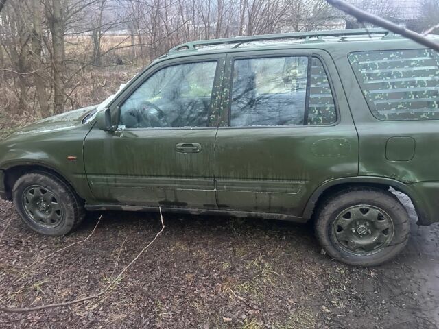 Зелений Хонда СРВ, об'ємом двигуна 2 л та пробігом 300 тис. км за 1181 $, фото 1 на Automoto.ua