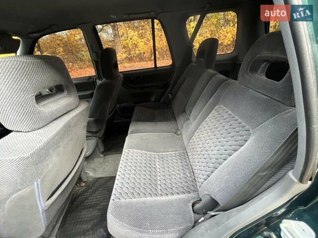 Зелений Хонда СРВ, об'ємом двигуна 1.97 л та пробігом 331 тис. км за 5300 $, фото 14 на Automoto.ua