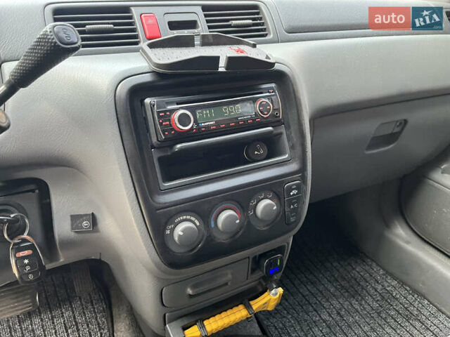 Зелений Хонда СРВ, об'ємом двигуна 1.97 л та пробігом 331 тис. км за 5300 $, фото 22 на Automoto.ua