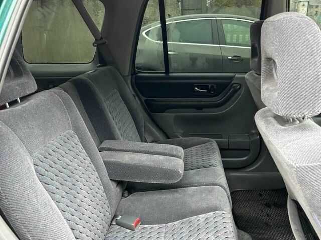 Зеленый Хонда СРВ, объемом двигателя 2 л и пробегом 205 тыс. км за 4300 $, фото 8 на Automoto.ua