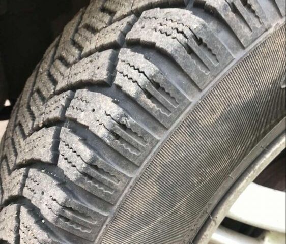 Зеленый Хонда СРВ, объемом двигателя 2 л и пробегом 260 тыс. км за 4000 $, фото 7 на Automoto.ua