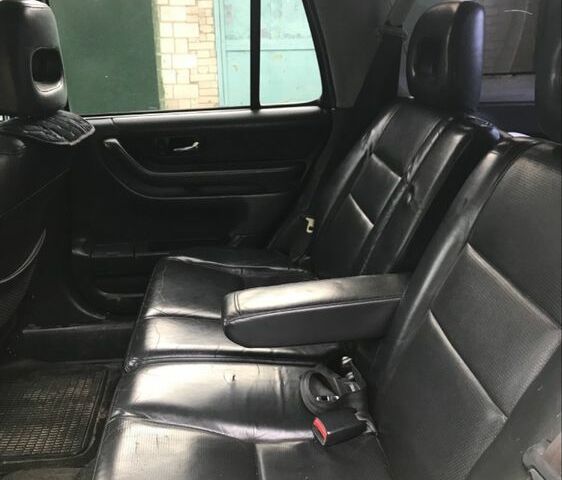 Зеленый Хонда СРВ, объемом двигателя 2 л и пробегом 260 тыс. км за 4000 $, фото 2 на Automoto.ua