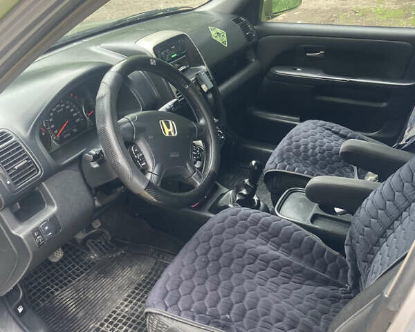 Зелений Хонда СРВ, об'ємом двигуна 2.2 л та пробігом 262 тис. км за 4500 $, фото 8 на Automoto.ua
