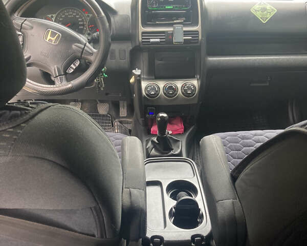 Зелений Хонда СРВ, об'ємом двигуна 2.2 л та пробігом 262 тис. км за 4500 $, фото 9 на Automoto.ua