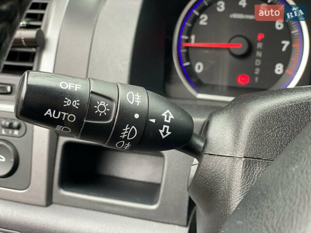 Зеленый Хонда СРВ, объемом двигателя 2 л и пробегом 275 тыс. км за 10490 $, фото 18 на Automoto.ua