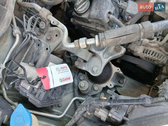 Зеленый Хонда СРВ, объемом двигателя 2 л и пробегом 270 тыс. км за 10100 $, фото 5 на Automoto.ua