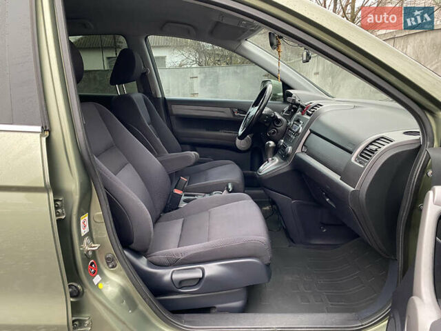 Зеленый Хонда СРВ, объемом двигателя 2 л и пробегом 275 тыс. км за 10490 $, фото 13 на Automoto.ua