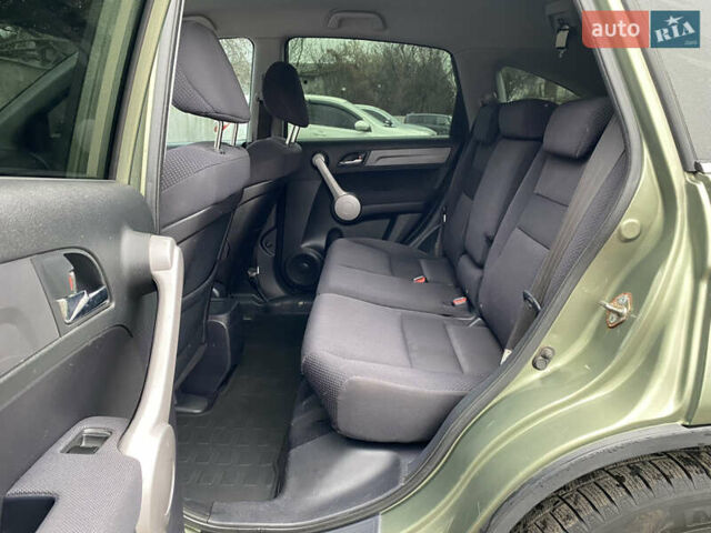 Зеленый Хонда СРВ, объемом двигателя 2 л и пробегом 275 тыс. км за 10490 $, фото 11 на Automoto.ua