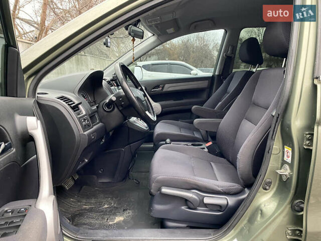 Зеленый Хонда СРВ, объемом двигателя 2 л и пробегом 275 тыс. км за 10490 $, фото 10 на Automoto.ua