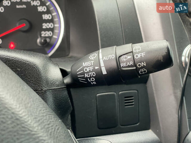 Зеленый Хонда СРВ, объемом двигателя 2 л и пробегом 275 тыс. км за 10490 $, фото 19 на Automoto.ua