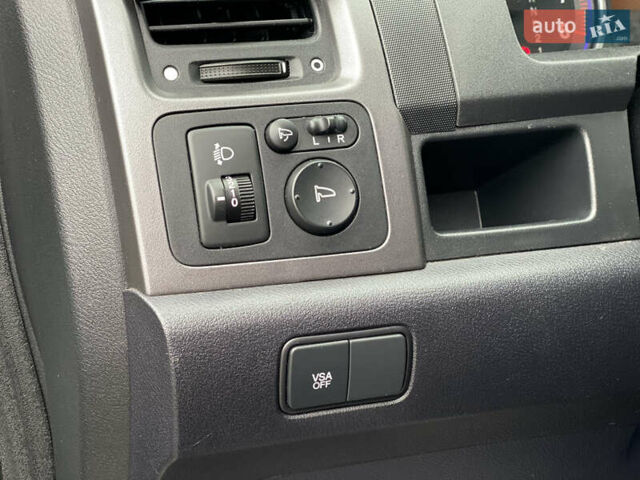 Зеленый Хонда СРВ, объемом двигателя 2 л и пробегом 275 тыс. км за 10490 $, фото 15 на Automoto.ua