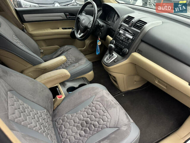 Зеленый Хонда СРВ, объемом двигателя 2.4 л и пробегом 227 тыс. км за 12400 $, фото 5 на Automoto.ua