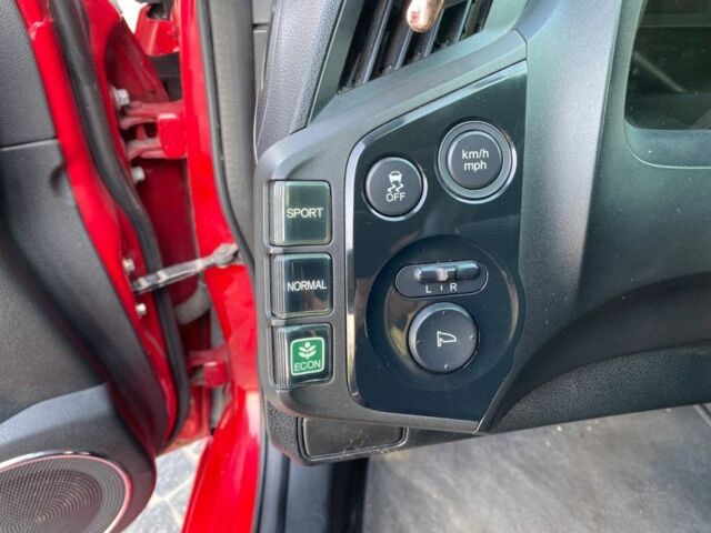 Хонда ЦРЗ 2013 в Днепре (Днепропетровске) на Automoto.ua Красный Хонда ЦРЗ, объемом двигателя 1.5 л и пробегом 225 тыс. км за 7600 $, фото 4 на Automoto.ua