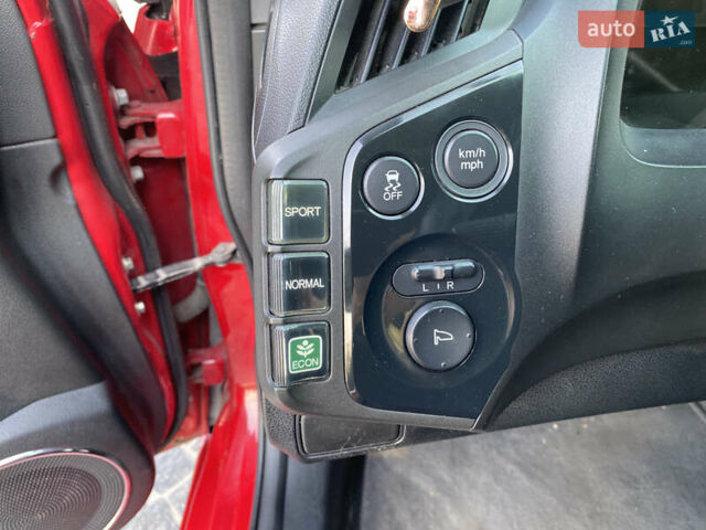 Красный Хонда ЦРЗ, объемом двигателя 1.5 л и пробегом 225 тыс. км за 7600 $, фото 11 на Automoto.ua