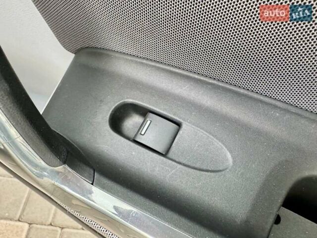 Сірий Хонда ЦРЗ, об'ємом двигуна 1.5 л та пробігом 97 тис. км за 6999 $, фото 30 на Automoto.ua