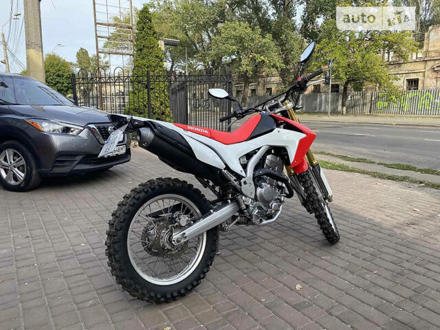 Красный Хонда CRF 250, объемом двигателя 0 л и пробегом 18 тыс. км за 4800 $, фото 5 на Automoto.ua