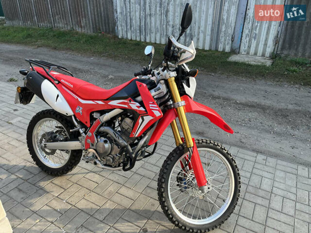 Красный Хонда CRF 250L, объемом двигателя 0.25 л и пробегом 16 тыс. км за 5000 $, фото 8 на Automoto.ua