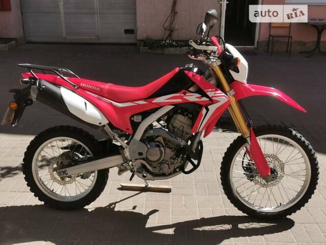 Красный Хонда CRF 250L, объемом двигателя 0 л и пробегом 18 тыс. км за 4699 $, фото 1 на Automoto.ua