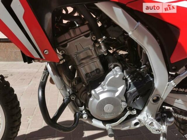 Красный Хонда CRF 250L, объемом двигателя 0 л и пробегом 18 тыс. км за 4699 $, фото 9 на Automoto.ua