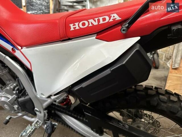 Червоний Хонда CRF 250L, об'ємом двигуна 0 л та пробігом 3 тис. км за 5200 $, фото 5 на Automoto.ua