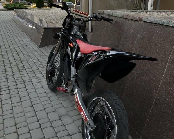 Черный Хонда CRF 250R, объемом двигателя 0 л и пробегом 1 тыс. км за 2800 $, фото 2 на Automoto.ua