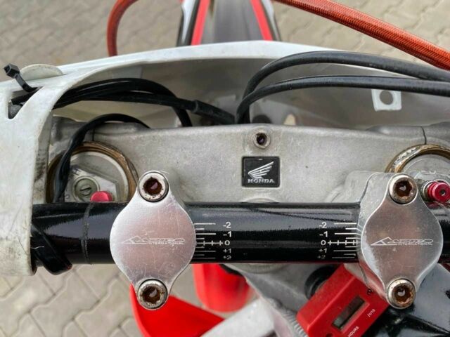 Хонда CRF 250R, об'ємом двигуна 0 л та пробігом 0 тис. км за 3000 $, фото 14 на Automoto.ua