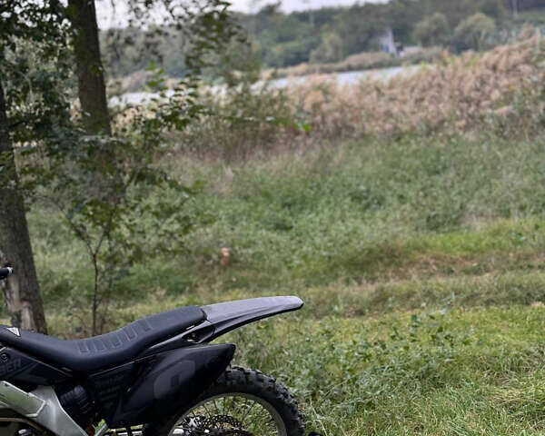 Хонда CRF 250R, об'ємом двигуна 0.25 л та пробігом 10 тис. км за 3300 $, фото 3 на Automoto.ua