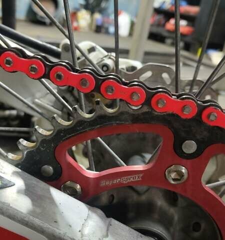 Хонда CRF 250R, об'ємом двигуна 0.25 л та пробігом 1 тис. км за 2500 $, фото 7 на Automoto.ua