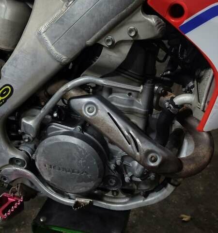 Хонда CRF 250R, об'ємом двигуна 0.25 л та пробігом 1 тис. км за 2500 $, фото 2 на Automoto.ua