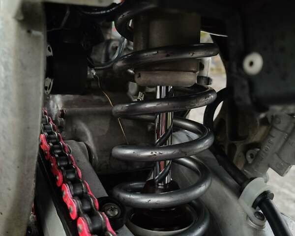 Хонда CRF 250R, об'ємом двигуна 0.25 л та пробігом 1 тис. км за 2500 $, фото 1 на Automoto.ua