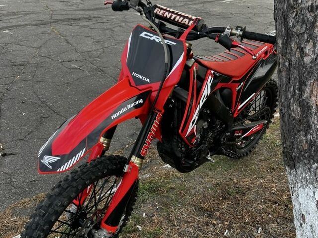 Хонда CRF 250R, объемом двигателя 0.25 л и пробегом 0 тыс. км за 4000 $, фото 3 на Automoto.ua