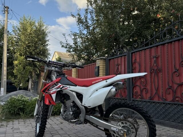 Хонда CRF 250R, объемом двигателя 0.25 л и пробегом 0 тыс. км за 4000 $, фото 7 на Automoto.ua