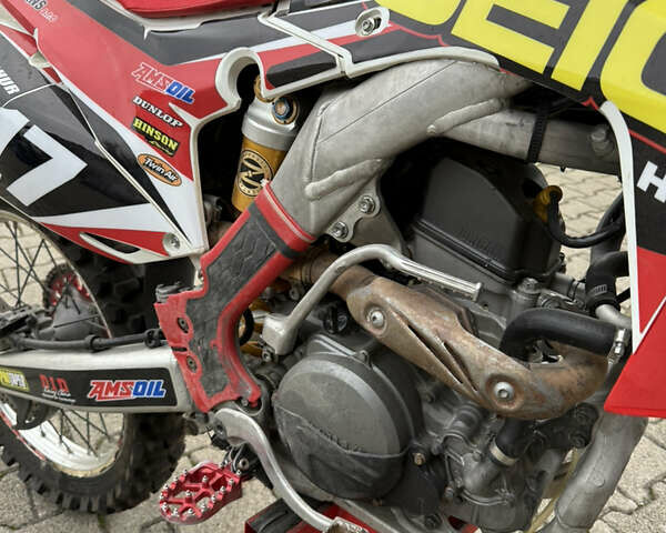 Хонда CRF 250R 2017 в Ужгороде на Automoto.ua Хонда CRF 250R, объемом двигателя 0.25 л и пробегом 1 тыс. км за 4000 $, фото 7 на Automoto.ua