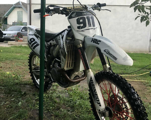 Белый Хонда CRF 450R, объемом двигателя 0.45 л и пробегом 318 тыс. км за 3500 $, фото 5 на Automoto.ua