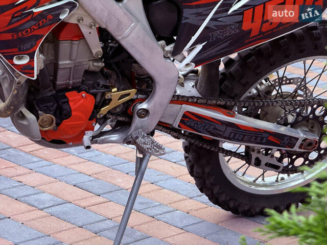 Белый Хонда CRF 450R, объемом двигателя 0 л и пробегом 2 тыс. км за 4900 $, фото 8 на Automoto.ua
