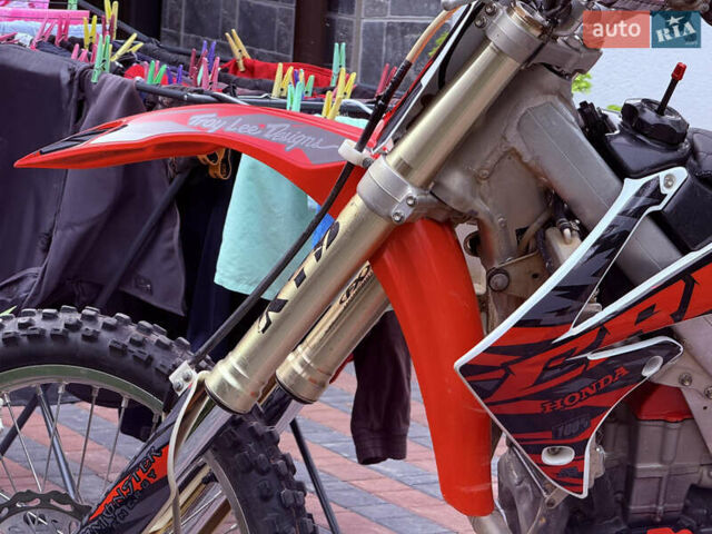 Белый Хонда CRF 450R, объемом двигателя 0 л и пробегом 2 тыс. км за 4900 $, фото 7 на Automoto.ua