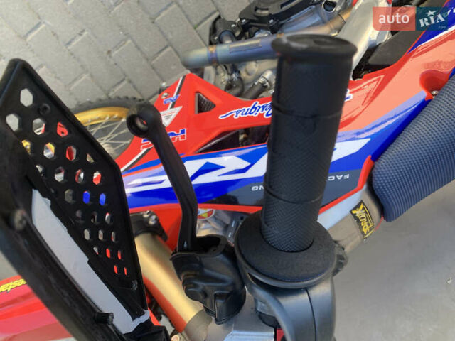 Червоний Хонда CRF 450R, об'ємом двигуна 0 л та пробігом 1 тис. км за 7950 $, фото 15 на Automoto.ua