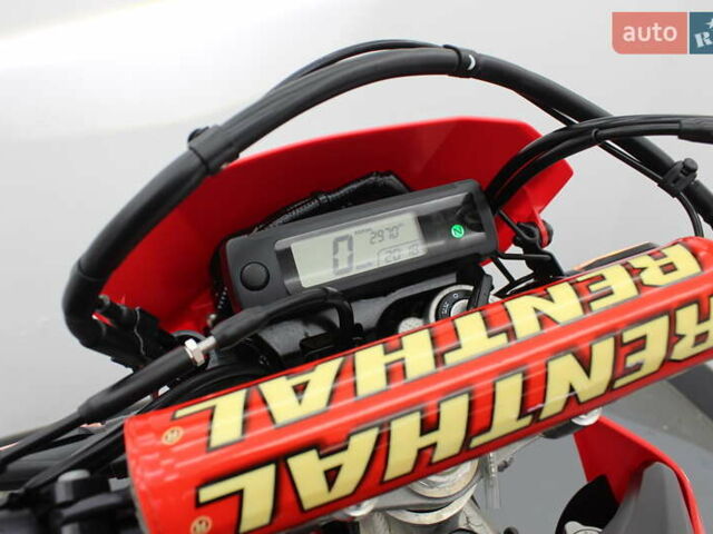 Червоний Хонда CRF 450R, об'ємом двигуна 0.45 л та пробігом 3 тис. км за 9200 $, фото 18 на Automoto.ua