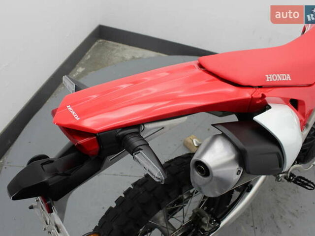 Красный Хонда CRF 450R, объемом двигателя 0.45 л и пробегом 3 тыс. км за 9200 $, фото 14 на Automoto.ua