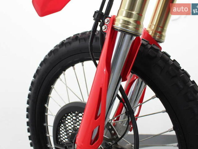 Красный Хонда CRF 450R, объемом двигателя 0.45 л и пробегом 3 тыс. км за 9200 $, фото 27 на Automoto.ua